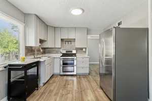Photo 10 of 370 E LAMBOURNE AVE