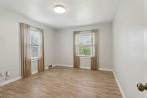 Photo 18 of 370 E LAMBOURNE AVE