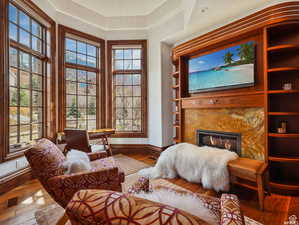 Main floor office/den
