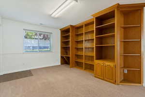 Gorgeous built-in bookcase and desk area