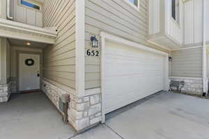 Photo 6 of 652 S PLUM CREEK LN