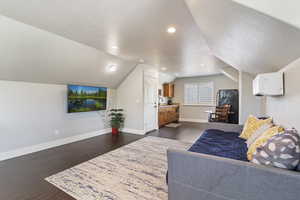 Climate-Controlled ComfortStay comfortable year-round with a modern heating and cooling system tailored to the space.