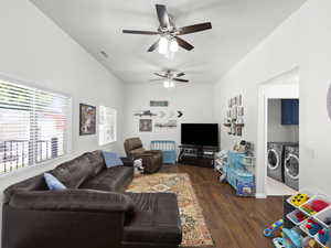Spacious great room for gathering
