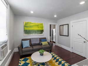2 bedroom unit
