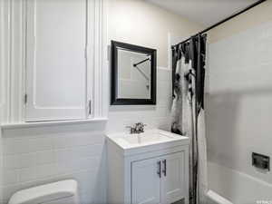 2 bedroom unit