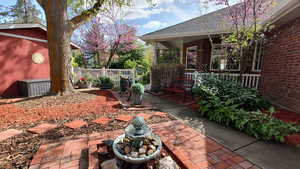 View of patio / terrace with a porch
