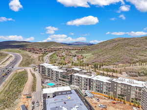 Bird's eye view of a mountain backdrop