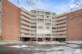 View of apartment building / complex