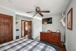 Bedroom with ceiling fan