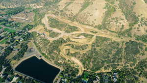 Aerial map of property and surrounding area
