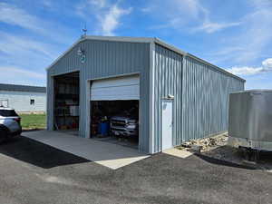 View of outdoor structure with an outdoor structure