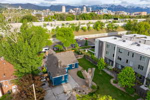 Aerial view of community with a mountain backdrop