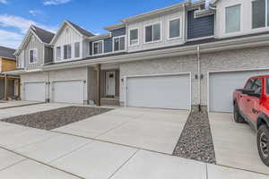 Photo 2 of 1665 W 2770 S #207