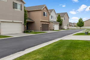 Photo 29 of 920 W STONEHAVEN DR
