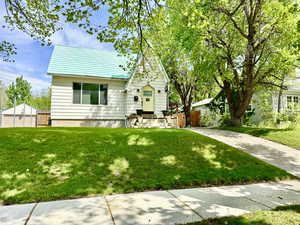 Photo 2 of 2759 S CHADWICK ST