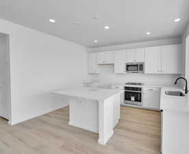 Picture of Model Whitman. Not of current listing.