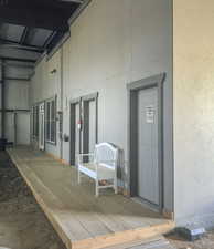 Arena Laundry area and 2 Bathrooms
