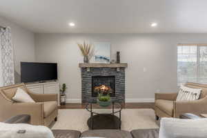 Photo 8 of 1267 E FOXCREST CT