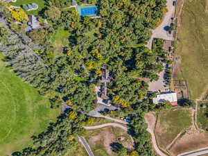 Aerial overview of property's location