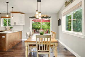 Photo 7 of 742 E RAYGENE WAY