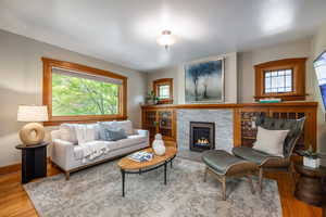 Photo 4 of 1346 E HARRISON AVE
