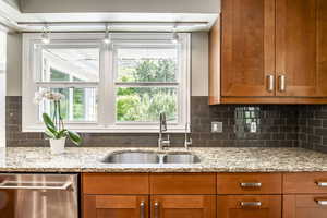 Photo 17 of 2674 E FOOTHILL DR