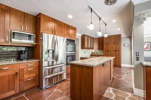 Photo 5 of 2674 E FOOTHILL DR
