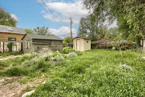 Photo 21 of 152 W PAXTON AVE