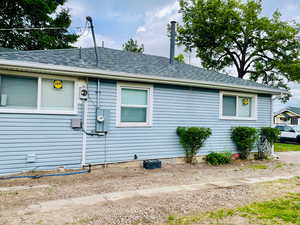 Photo 23 of 936 E ATKIN AVE