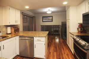 Photo 14 of 2539 E OAK LN