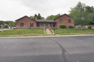 Photo 1 of 2539 E OAK LN