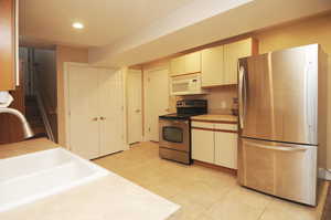 Photo 40 of 2539 E OAK LN