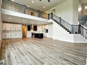 Photo 8 of 1016 W MOUNTAIN ORCHARD DR