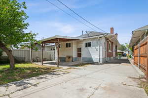 Photo 18 of 860 E EMERSON AVE