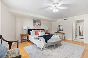 Photo 16 of 3075 E KENNEDY DR #504