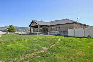 View of yard with a mountain view