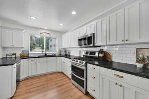 Photo 10 of 3553 N WILLOW CREEK LN