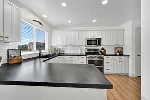 Photo 8 of 3553 N WILLOW CREEK LN