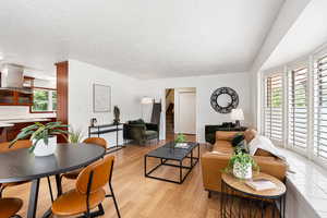 Photo 8 of 4115  EDGEHILL DR