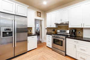 Photo 8 of 914 E 1ST AVE
