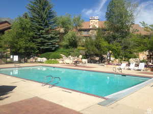 HOA swimming pool