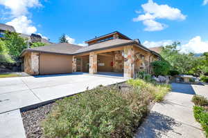 HOA clubhouse