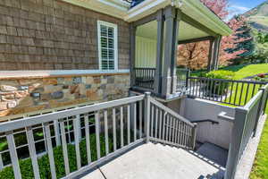 Balcony with covered porch and a mountain view