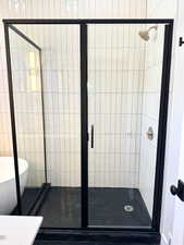 Owners suite shower doors were installed 06/11/12025.