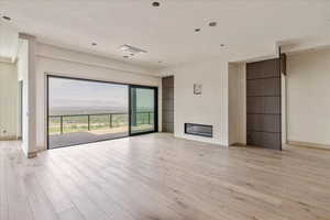Level 1 living area