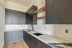 Butler pantry