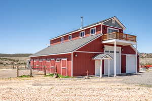 Barn with upstairs apartment