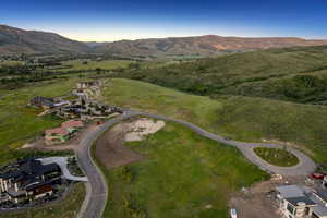 View of property location featuring a mountain backdrop