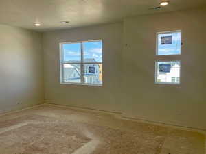Photo 8 of 1708 N LARKSPUR WAY