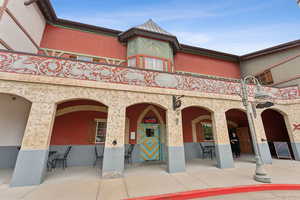 View of patio / terrace with covered porch